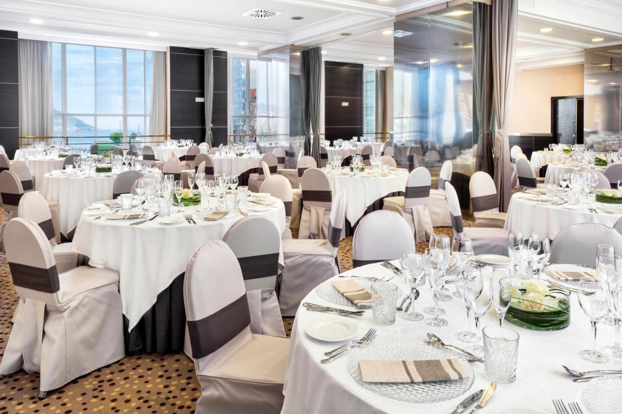 Melia Maria Pita Hotel A Coruña Exterior foto
